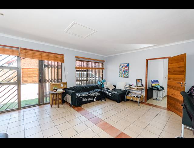 779M² INVESTMENT FOR SALE IN RANDPARK RIDGE